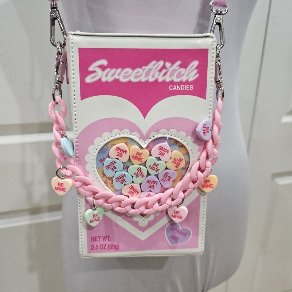 Unique Sweet Sugar Thrillz Say It With Candy Hearts Crossbody Bag Pink Purse New - Picture 3 of 15